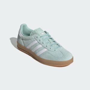gazelle indoor w ashgrn/ftwwht/gum3