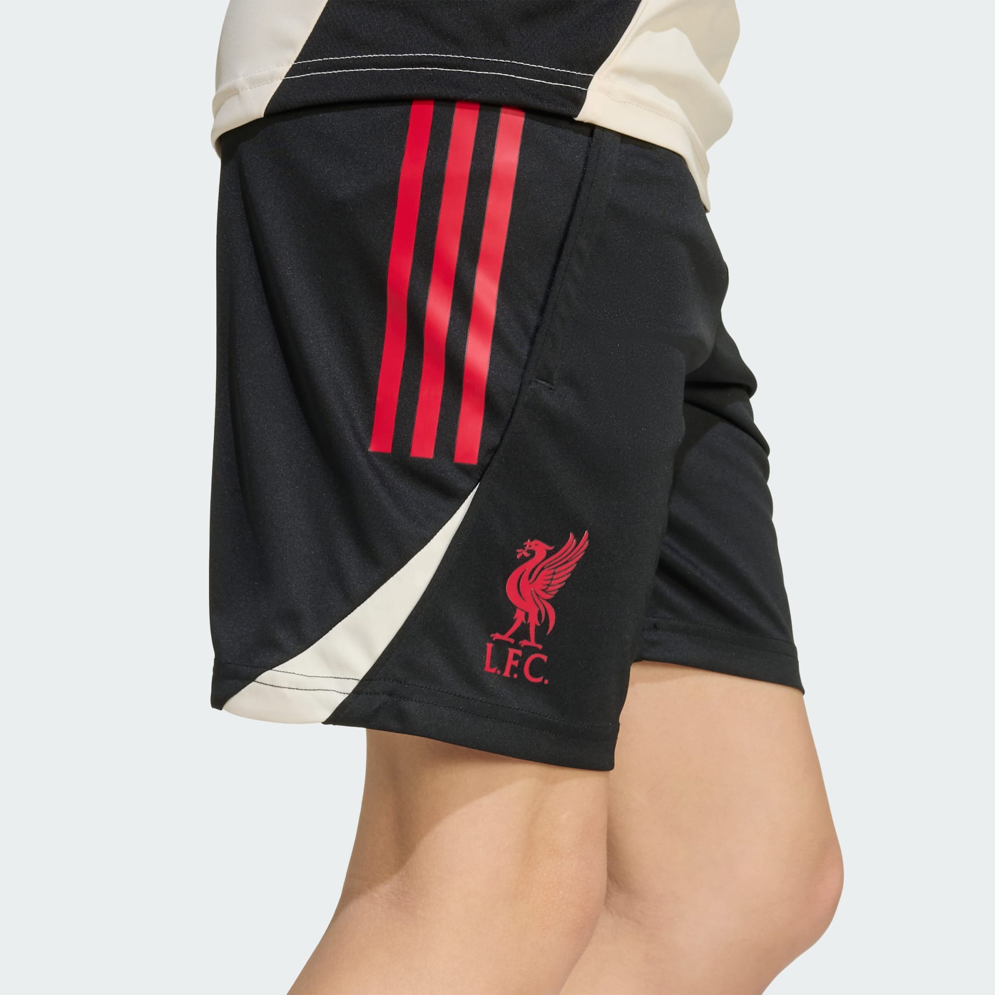 lfc tr sho y black
