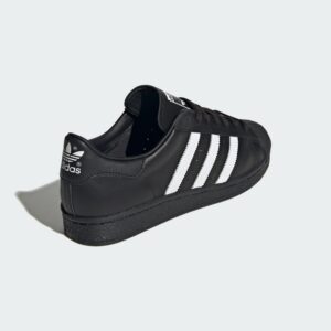 superstar 82 cblack/ftwwht/cblack