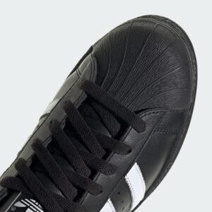 superstar 82 cblack/ftwwht/cblack