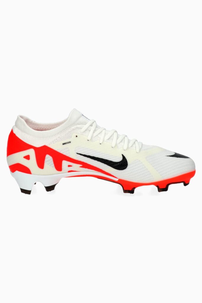 נעלי כדורגל חצי מקצועיות נייקי Zoom Mercurial Vapor 15 Pro FG