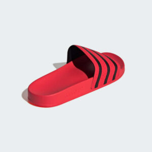 adilette lucred/cblack/lucred