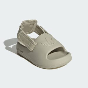 adifom adilette i putgre/putgre/putgre