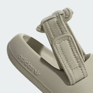 adifom adilette i putgre/putgre/putgre