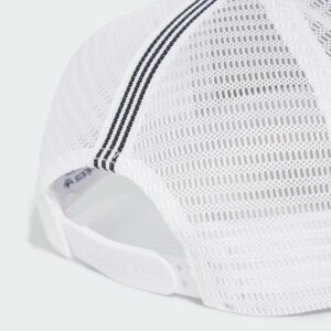 curved trucker