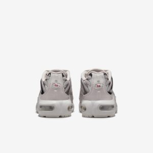 נעלי ילדים נייקי air max plus